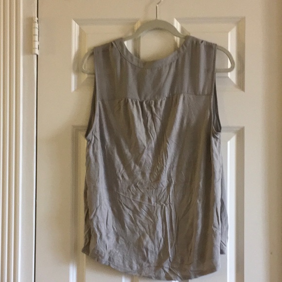 Slimming tank perfect for the office - Picture 2 of 2